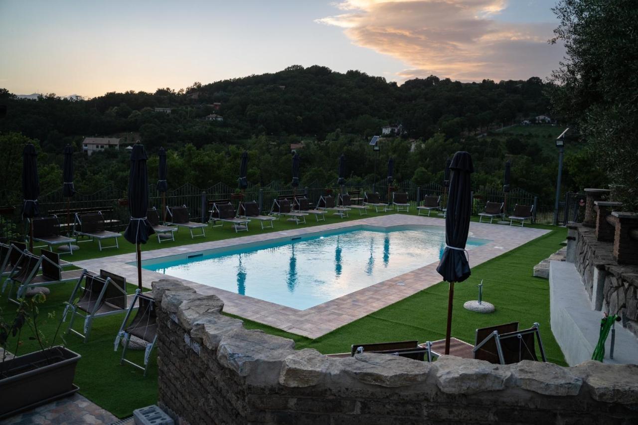 Agriturismo a casa di Susanna Santo Stefano del Sole Bagian luar foto
