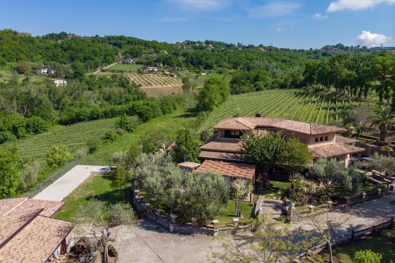 Agriturismo a casa di Susanna Santo Stefano del Sole Bagian luar foto